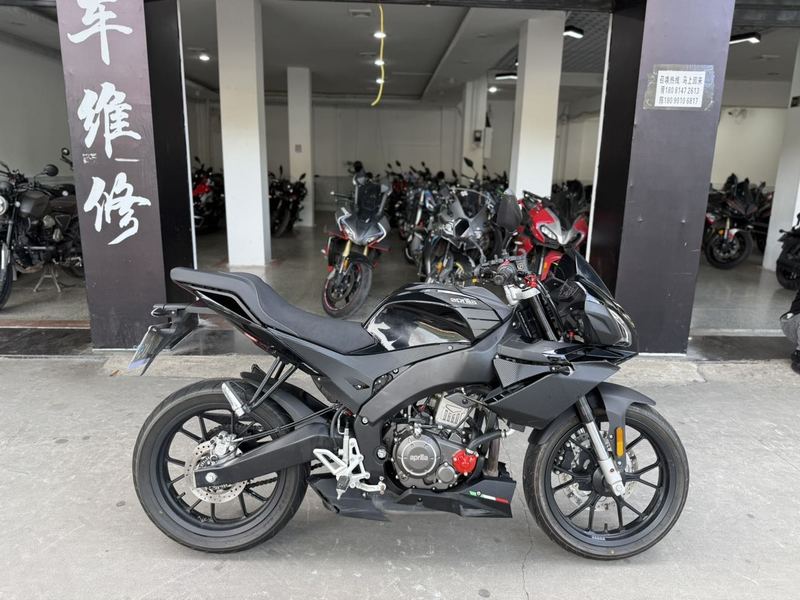 宗申阿普利亚 GPR250S