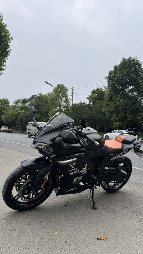 无极 300RR