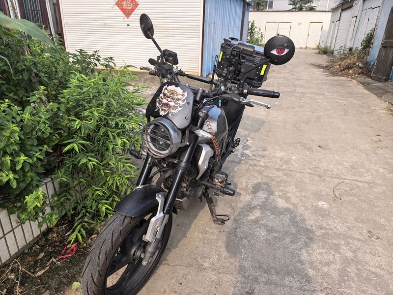 新大洲本田 CBF190TR