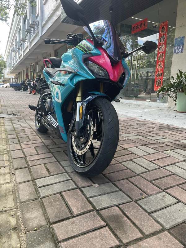 春风 250SR