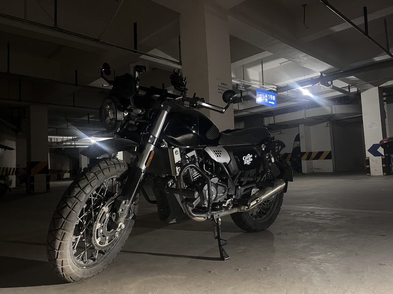 赛科龙 RE3 Scrambler