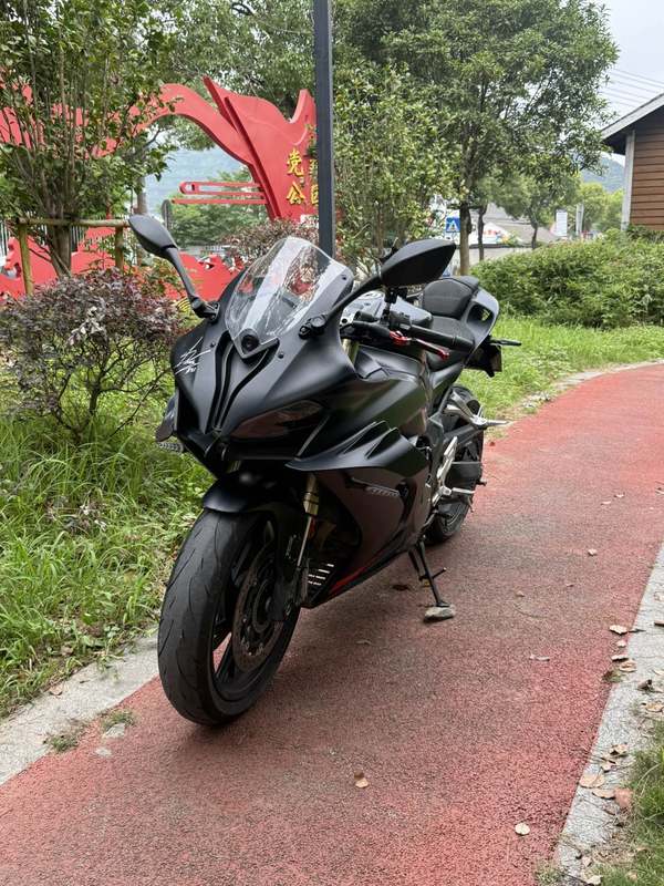 QJMOTOR 赛600