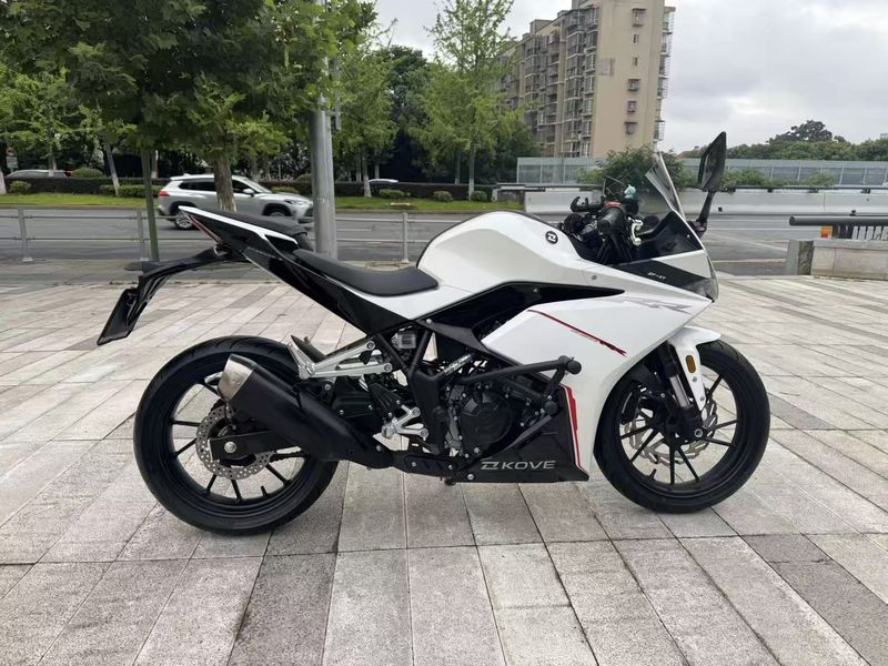凯越 250RR 刺鸟