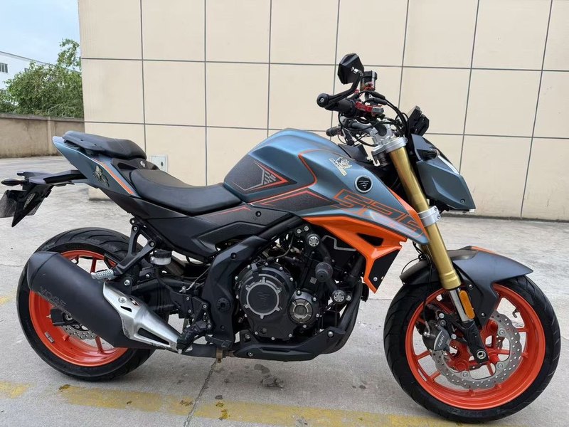 无极 525R