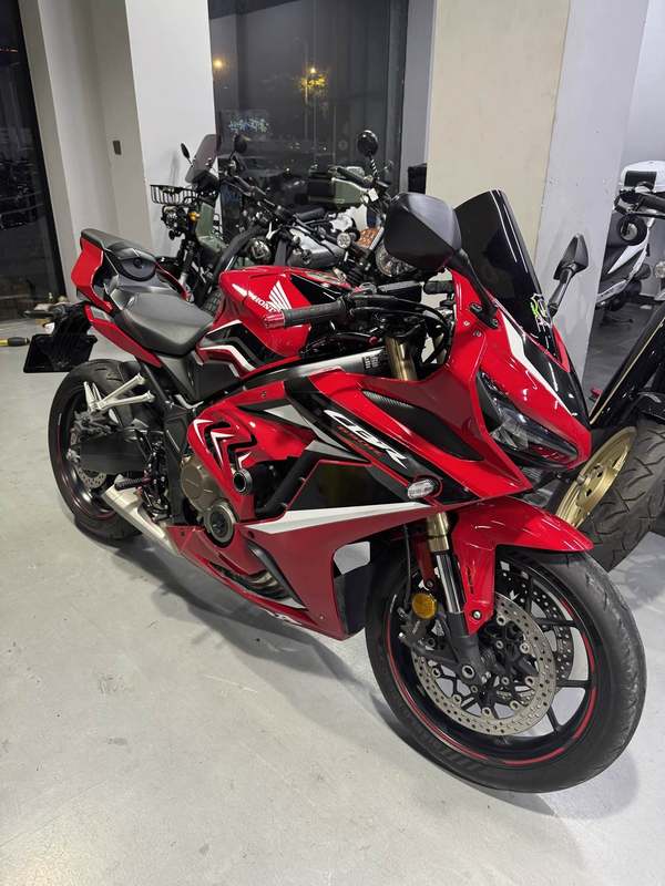 本田DREAMWING CBR650R