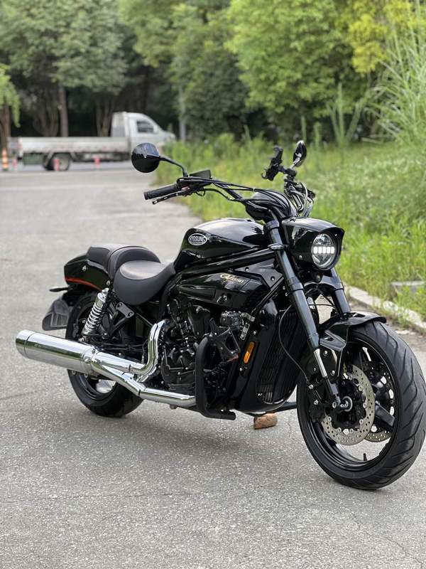 骁胜HYOSUNG GV650巡风