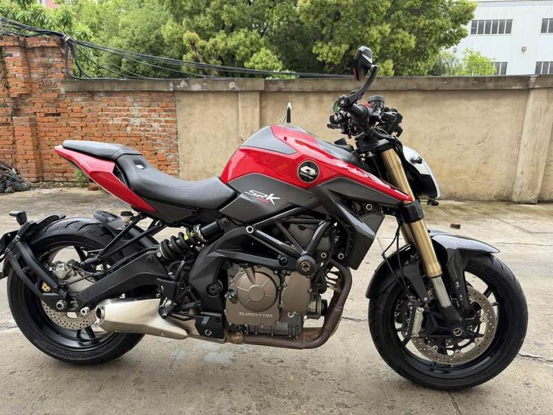 QJMOTOR 追600