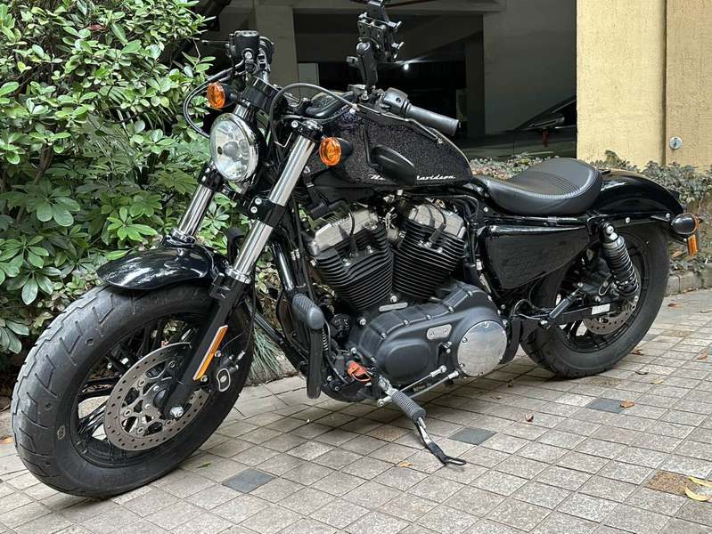 哈雷戴维森 Forty-Eight 运动者