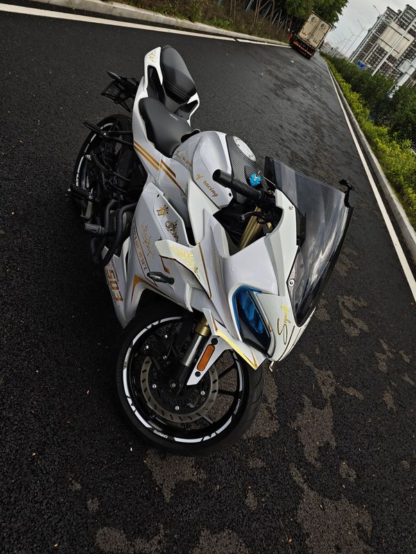 春风 250SR