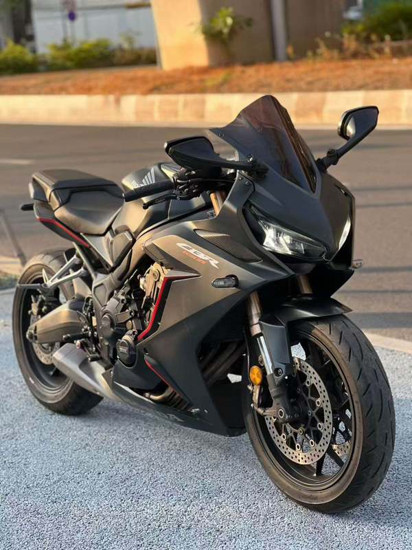 本田DREAMWING CBR650R