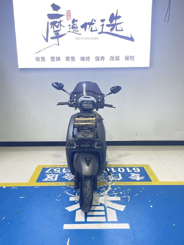 维多利亚 Sixties 250Si
