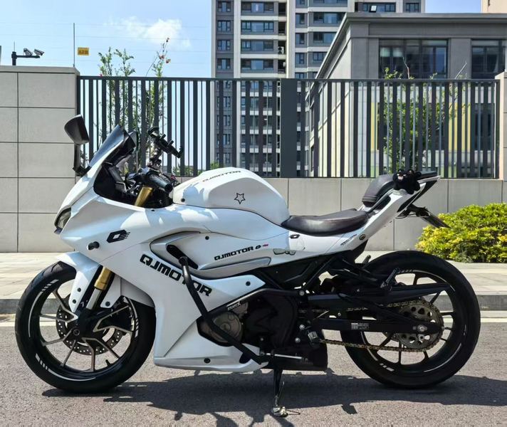 QJMOTOR 赛250