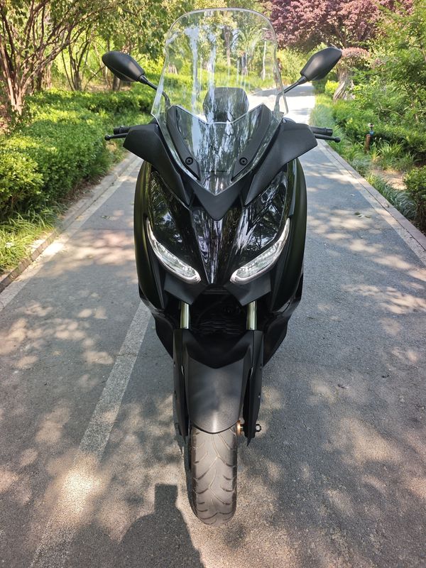雅马哈 XMAX