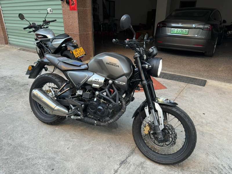 五羊本田 鸷道 CB190SS