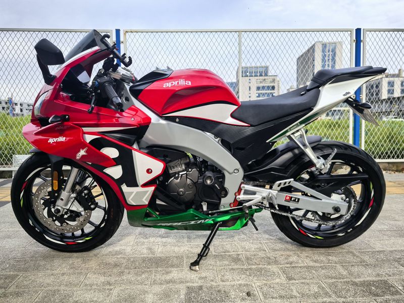 宗申阿普利亚 GPR250R