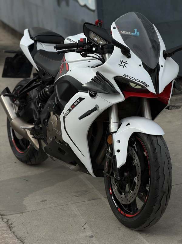 QJMOTOR 赛600