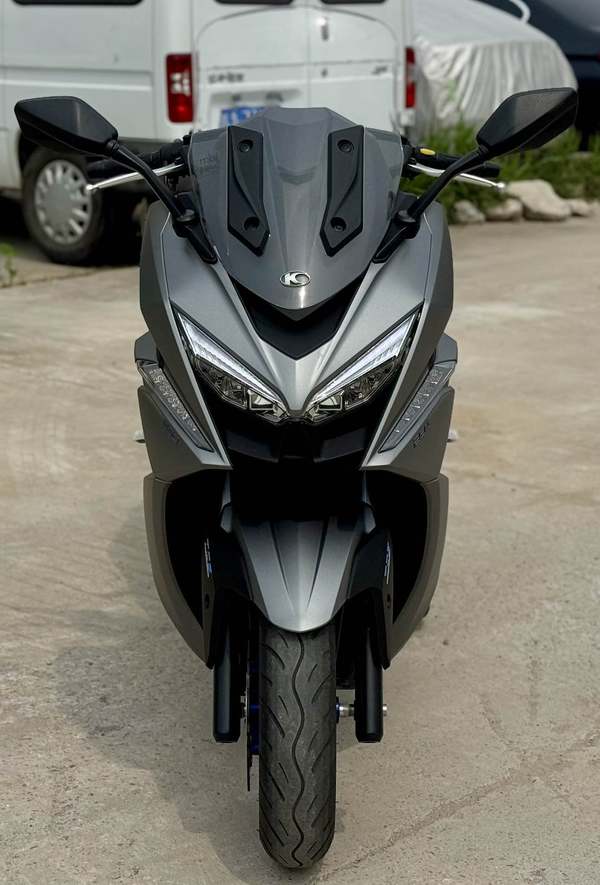 光阳 赛艇 ST250