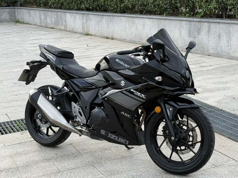 豪爵铃木 GSX250R