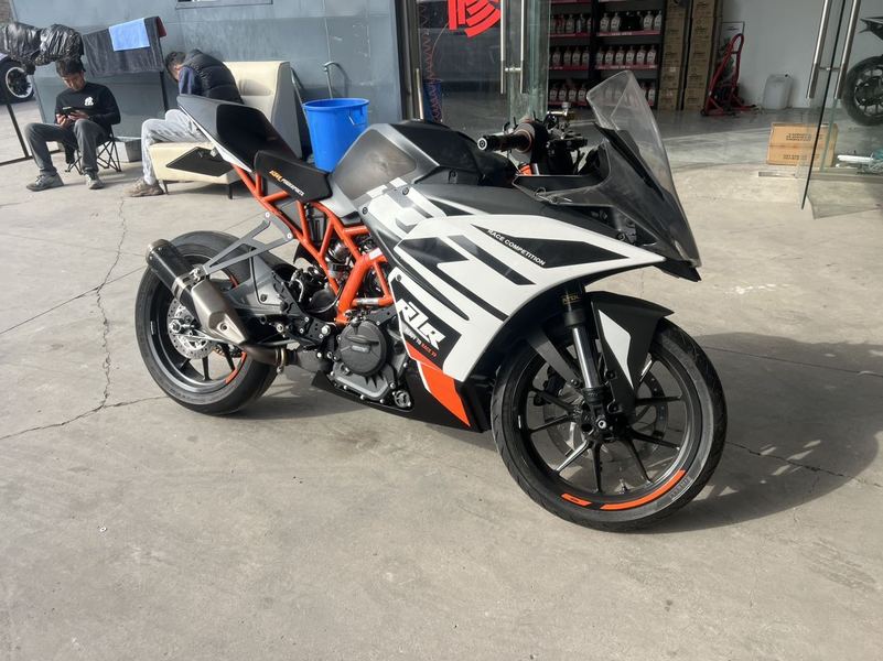 KTMR2R RC 390 