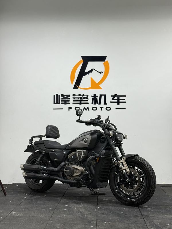QJMOTOR 闪600
