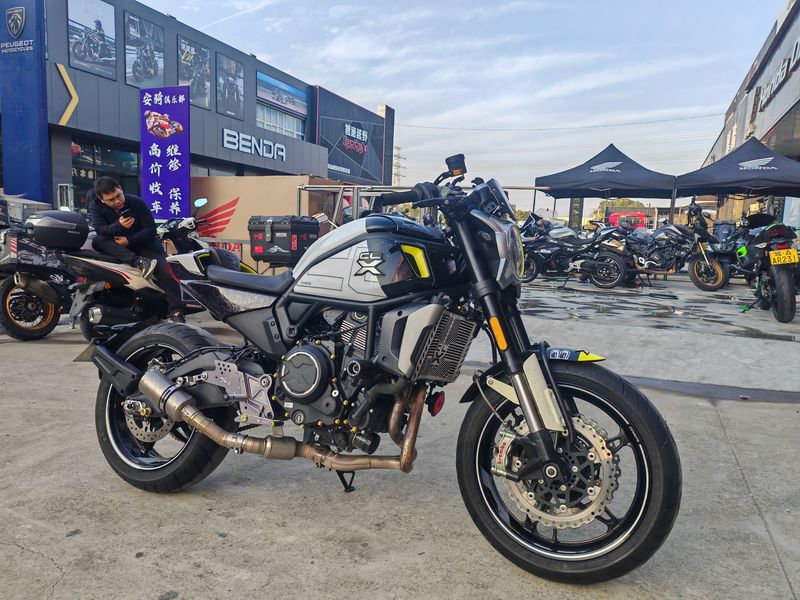 春风 700CL-X