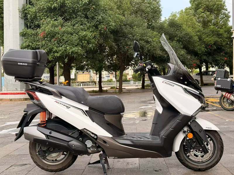 光阳 赛艇 CT250