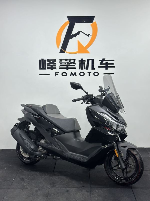 无极 SR250GT