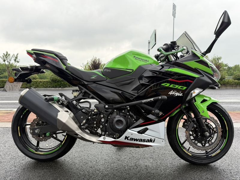川崎 Ninja 400