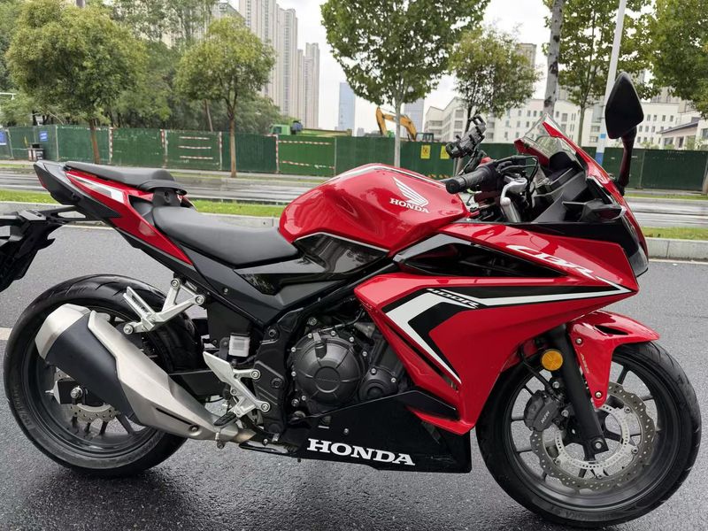 本田WING CBR400R