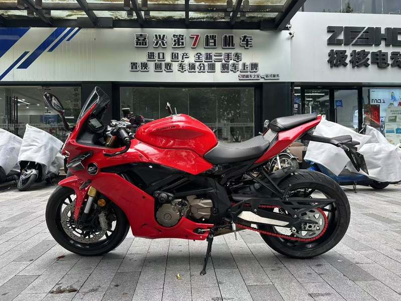 QJMOTOR 赛600