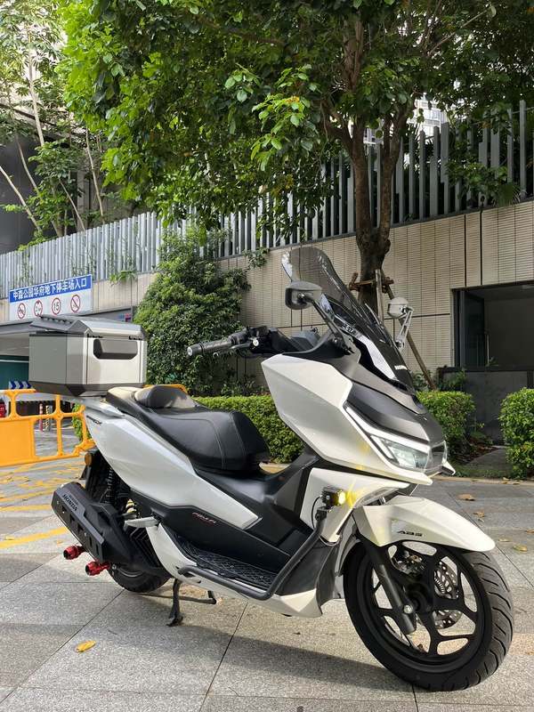 新大洲本田 NS150GX