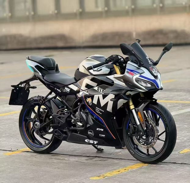 春风 250SR