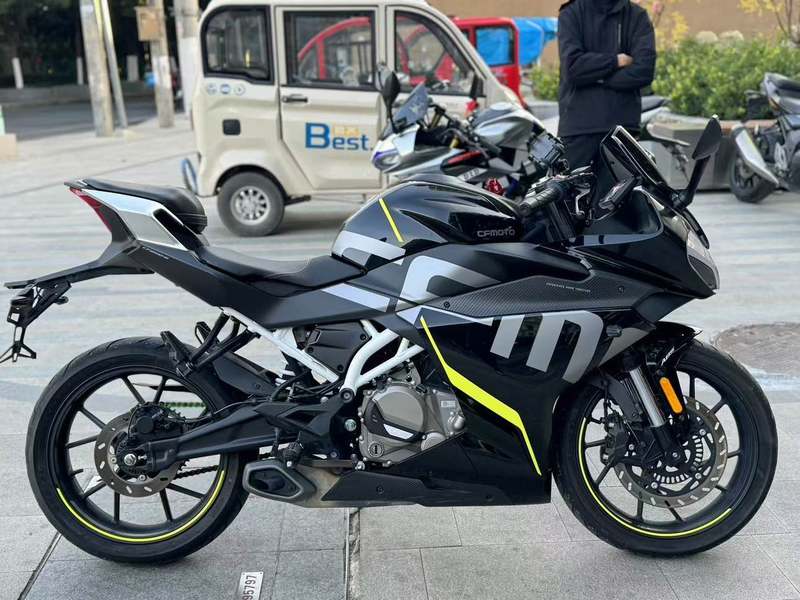 春风 250SR