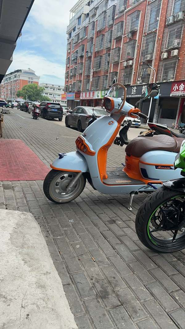维多利亚 Sixties 150i