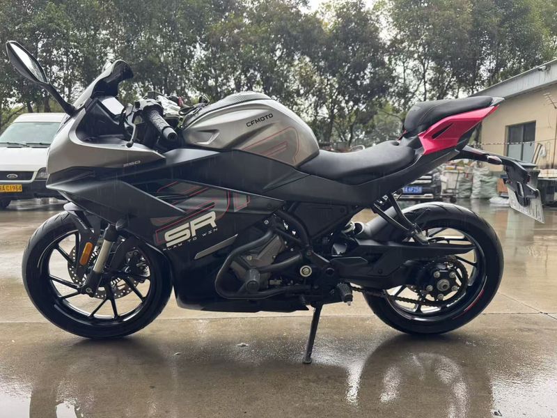 春风 250SR