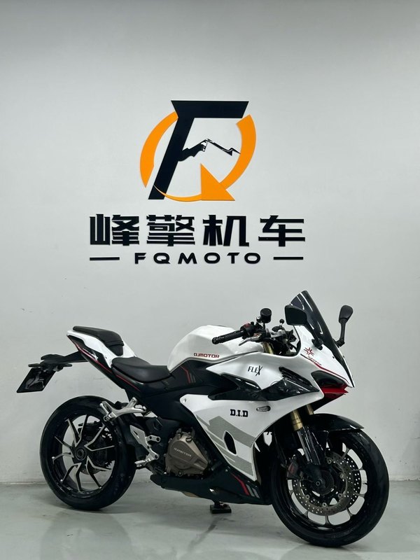 QJMOTOR 赛450
