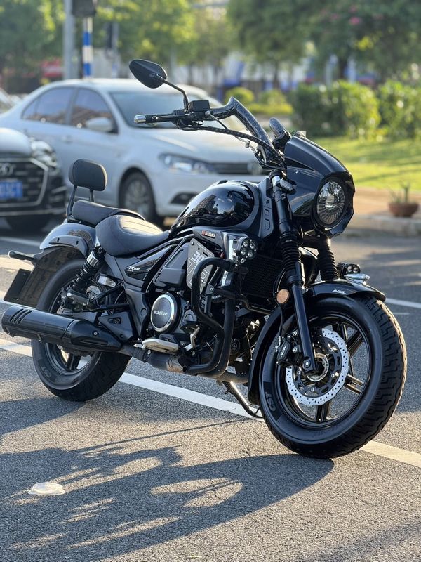 豪爵 TR300