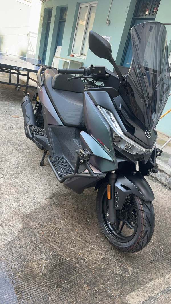 无极 SR250GT