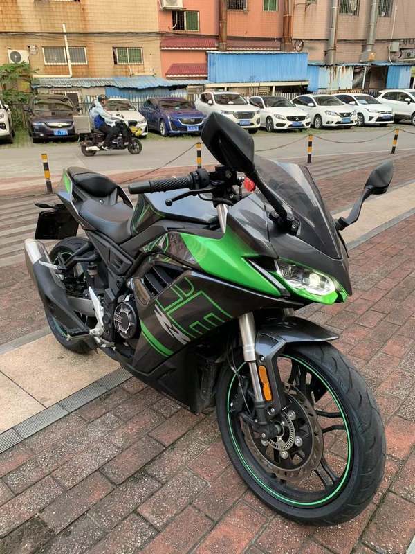 无极 250RR
