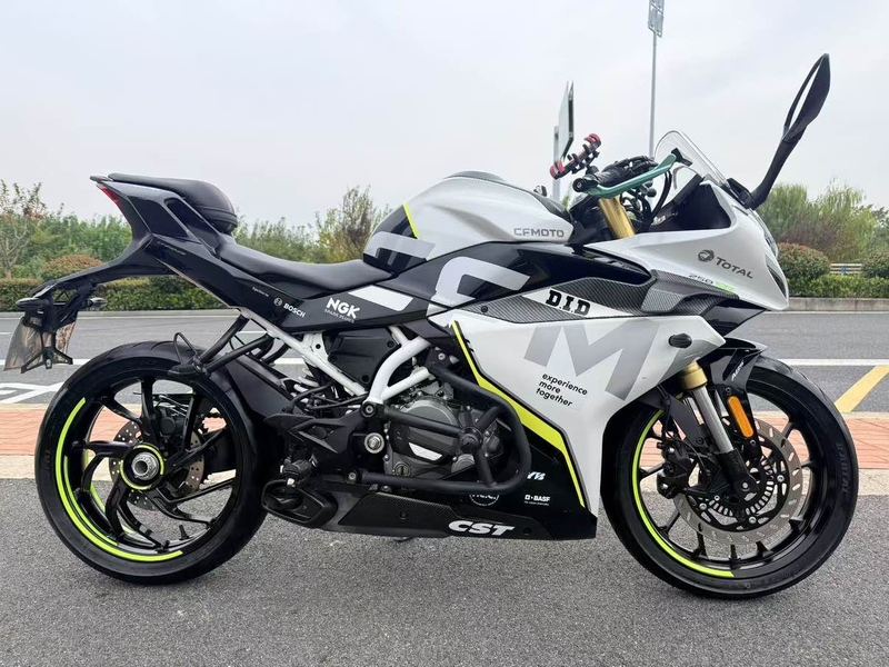 春风 250SR