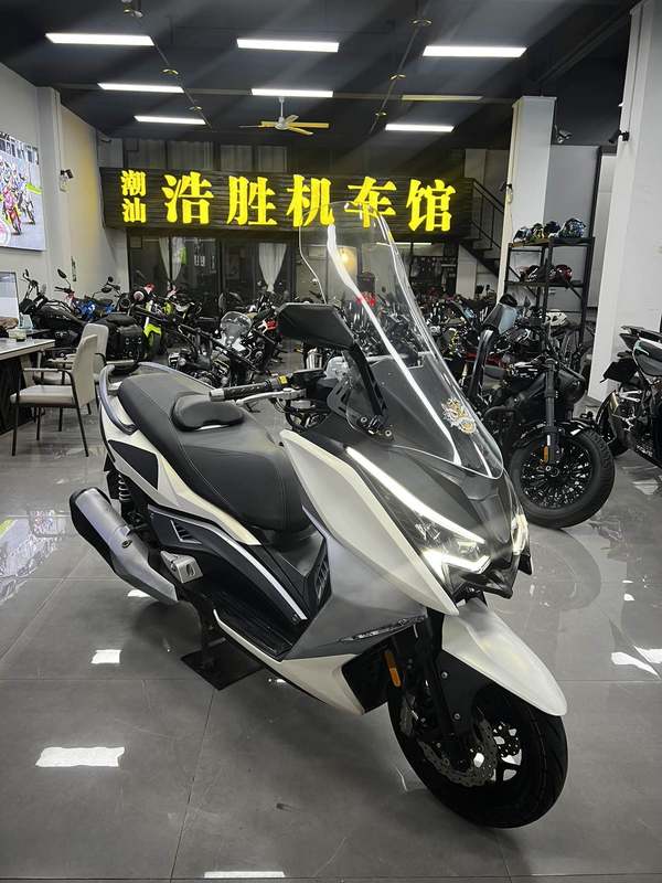 力刻 318 LK300T