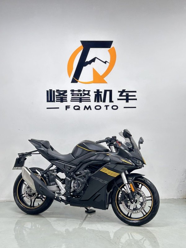 无极 250RR