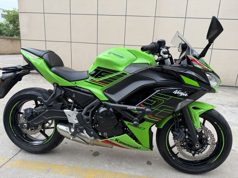 川崎 Ninja 650 