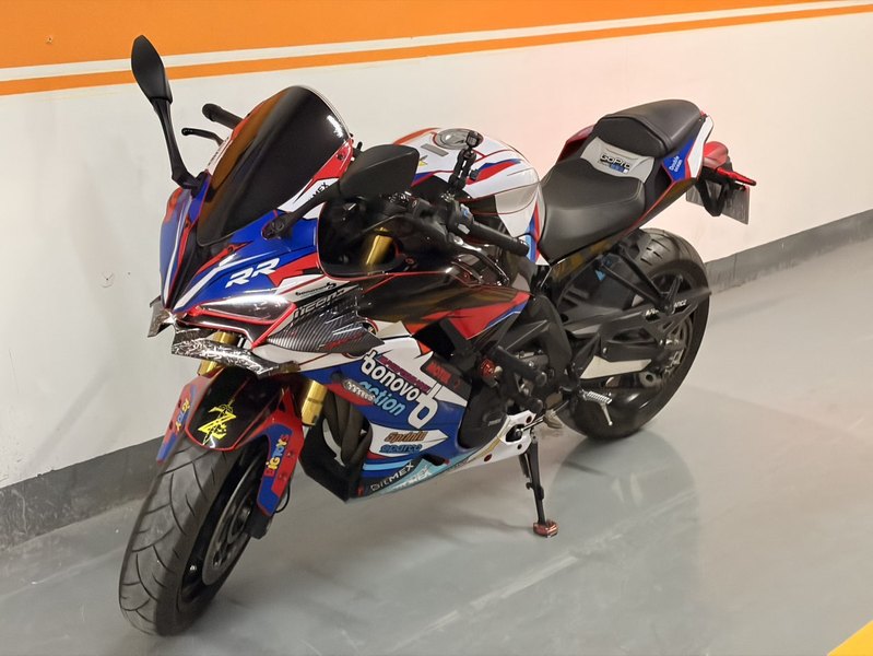 QJMOTOR 赛600