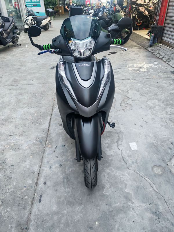 本田WING Lead125