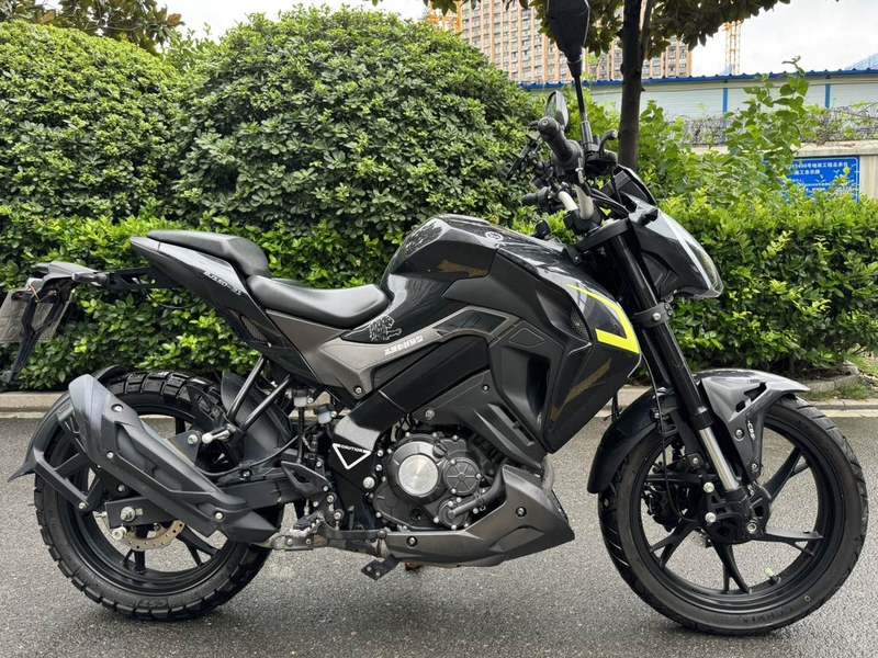 贝纳利 小迅龙 BN150S