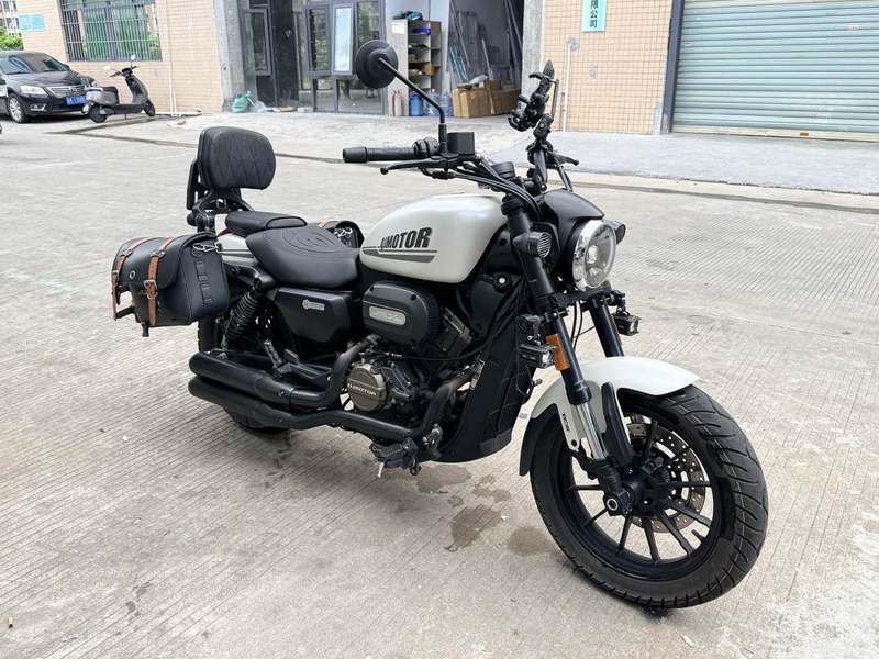 QJMOTOR 闪250