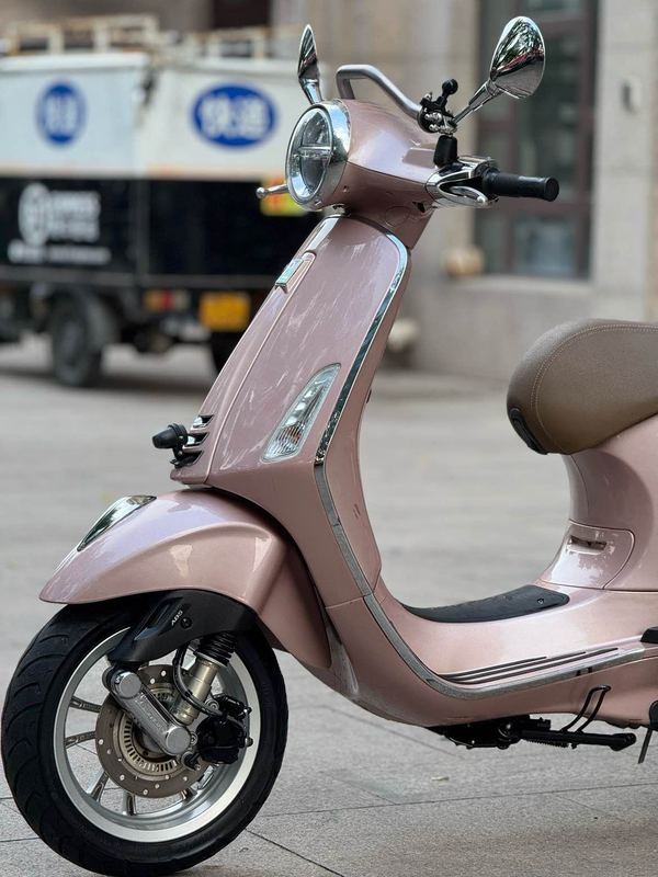 VESPA Primavera 150