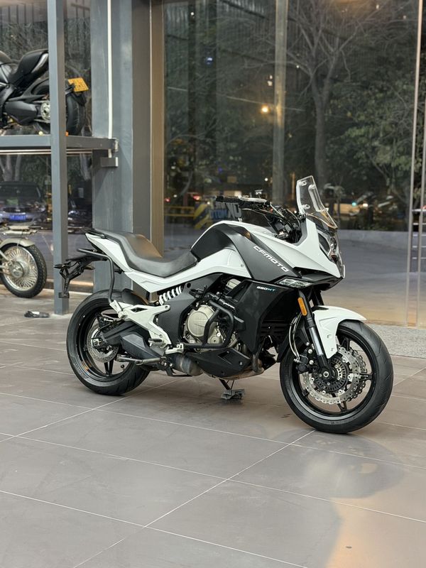 春风 650MT