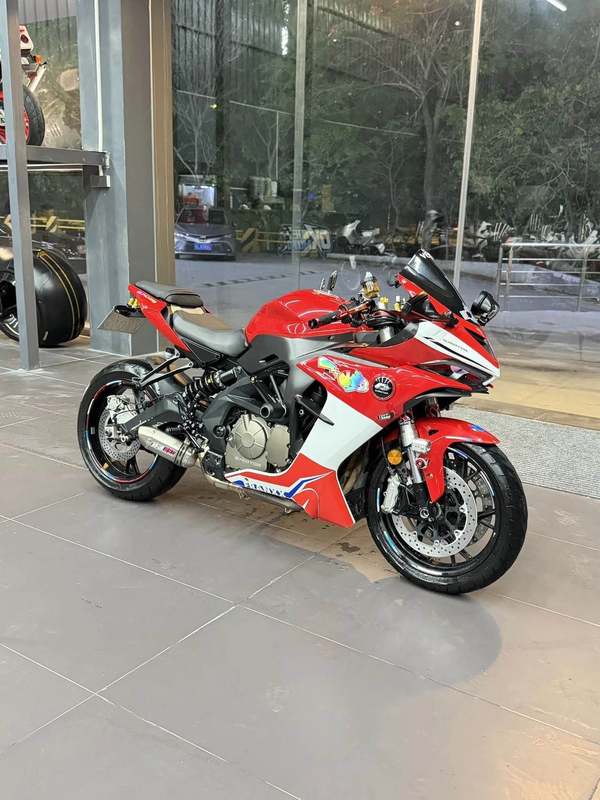 QJMOTOR 赛600